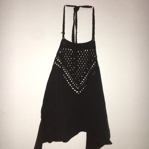 KENDALL AND KYLIE BEACH KNIT CROP TOP